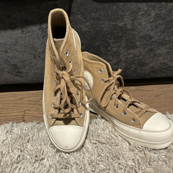 Converse Women's Chuck Taylor All Star Lift High Top Sneakers - Picture 1 of 2